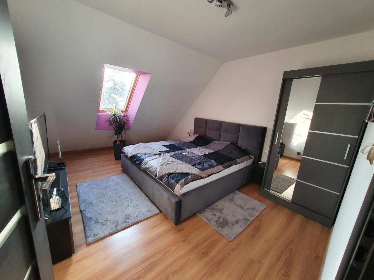 Nowy Dom Apartament Z Widokiem Na Gory 8 Osob Bielsko-Biała Exteriör bild